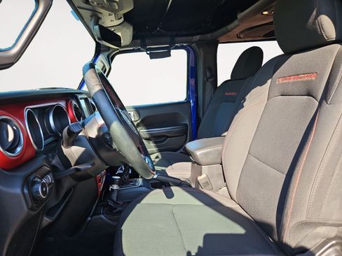 Used 2019 Jeep Wrangler Rubicon AWD/4WD image 9