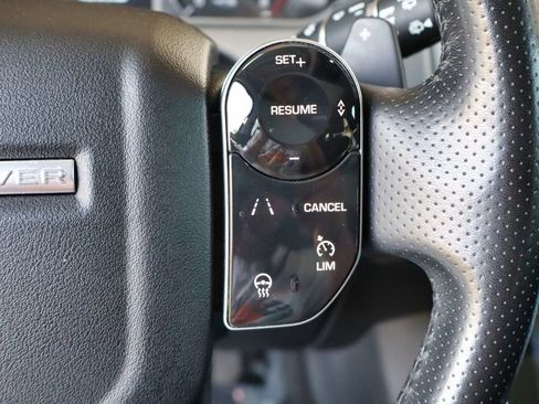 Used 2020 Land Rover Range Rover Velar S AWD/4WD image 31