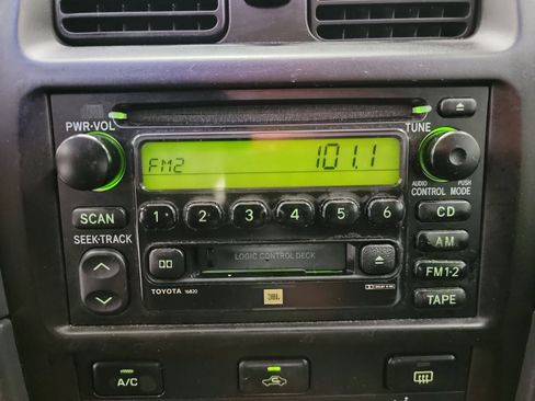 Used 2003 Toyota Solara SE FWD image 22