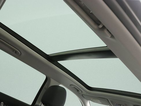 New 2026 Mercedes-Benz GLS 450 4MATIC image 11