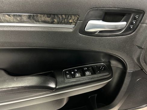 Used 2023 Chrysler 300 Touring L w/ Popular Equipment Group image 14