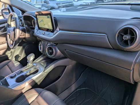 Used 2025 Chevrolet Blazer LT w/ Sound & Technology Package image 33