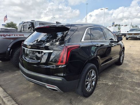 Used 2021 Cadillac XT5 Premium Luxury w/ LPO, Floor Liner Package FWD image 3