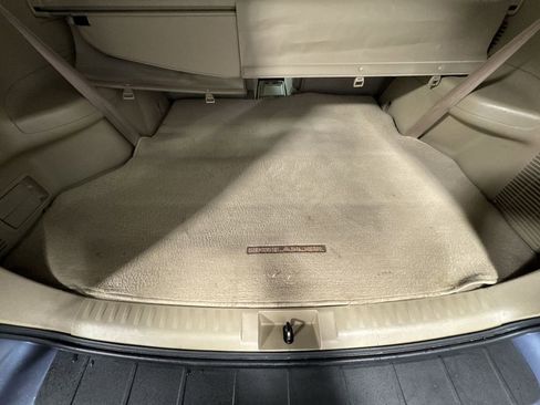 Used 2011 Toyota Highlander 4WD image 29