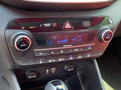 Used 2020 Hyundai Tucson SEL FWD image 17