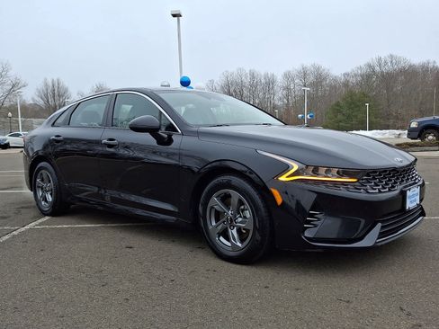 Used 2021 Kia K5 LXS image 4