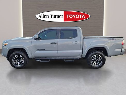 Used 2021 Toyota Tacoma TRD Sport RWD image 12
