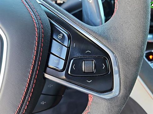 Used 2023 Chevrolet Corvette Stingray Premium Cpe w/ Z51 Performance Package image 18