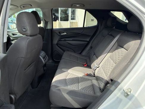 Used 2018 Chevrolet Equinox LT AWD/4WD image 23