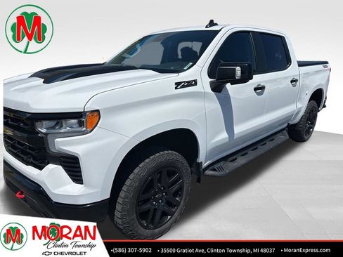 Used 2023 Chevrolet Silverado 1500 LT Trail Boss w/ LT Trail Boss Premium Package AWD/4WD image 1