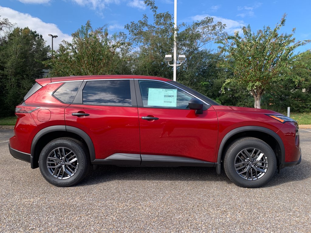New 2027 Nissan Rogue S FWD image 2