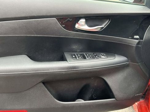 Used 2023 Kia Forte GT-Line w/ GT-Line Premium Package image 31