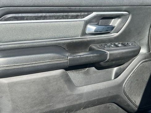 Used 2022 RAM 1500 Big Horn AWD/4WD image 3