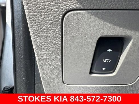 Used 2015 Ford F150 XLT w/ Equipment Group 302A Luxury RWD image 16