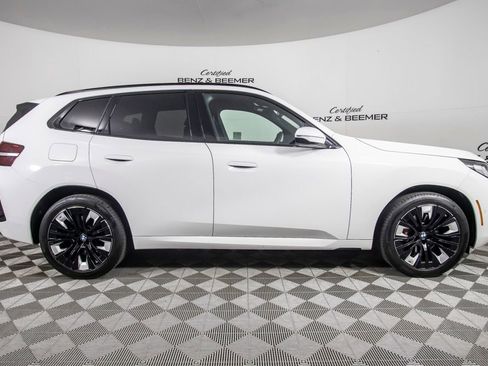 Used 2025 BMW X3 xDrive30 w/ M Sport Package AWD/4WD image 3