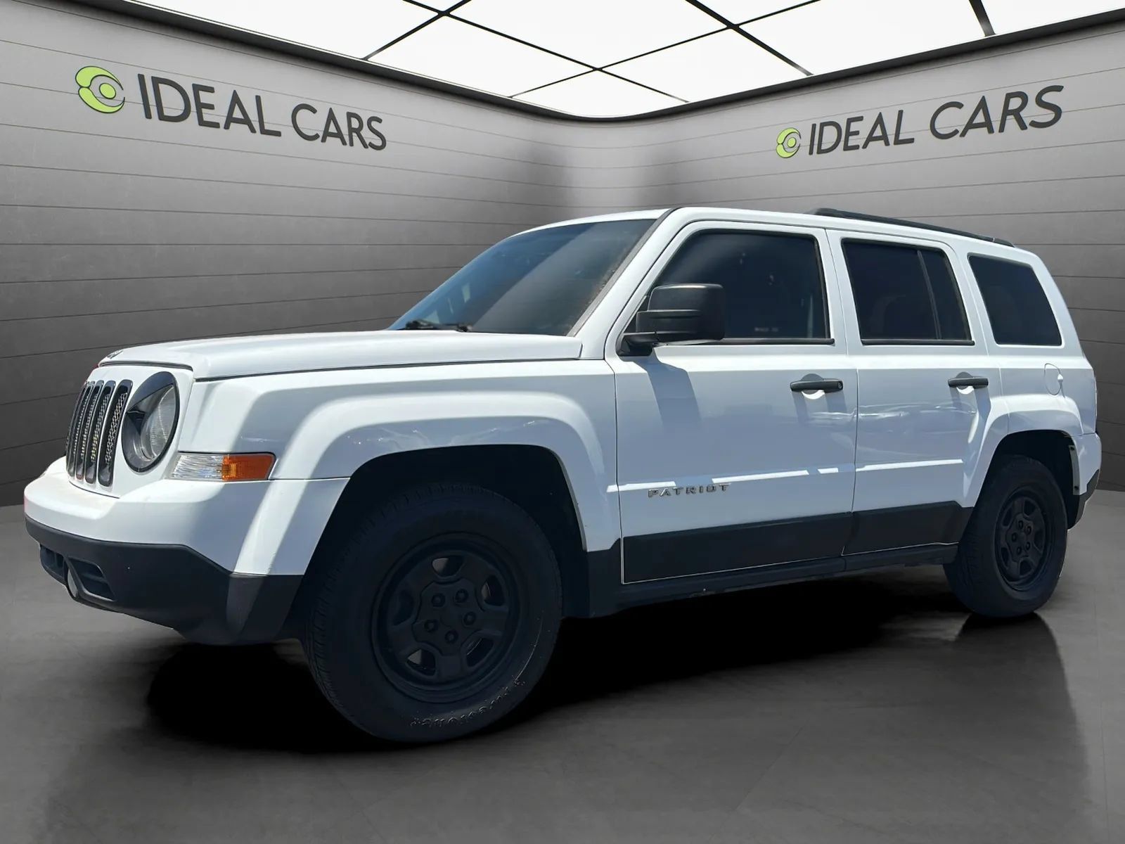 Used 2015 Jeep Patriot Sport FWD image 1