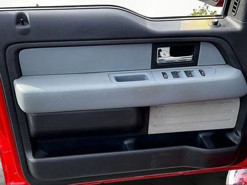 Used 2012 Ford F150 XLT w/ XLT Chrome Pkg image 19