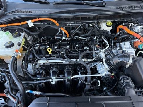 Used 2023 Ford Escape Active image 34