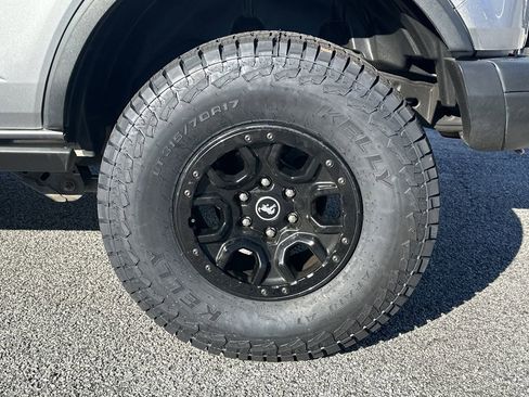 Used 2022 Ford Bronco Black Diamond image 20