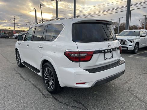 Used 2024 Nissan Armada Platinum w/ Captain's Chairs Package image 5