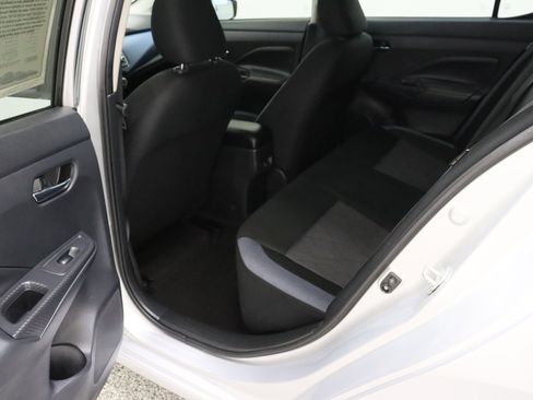 Used 2025 Nissan Versa SV w/ Trunk Package image 26