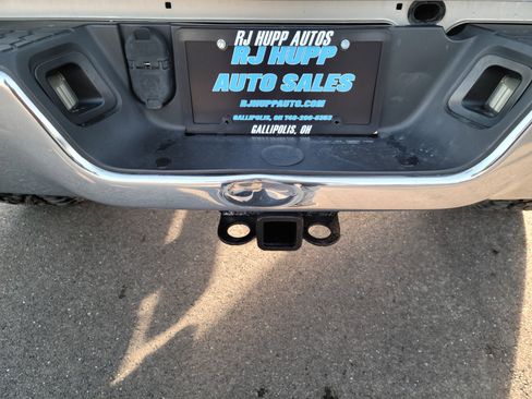 Used 2012 RAM 2500 SLT image 22