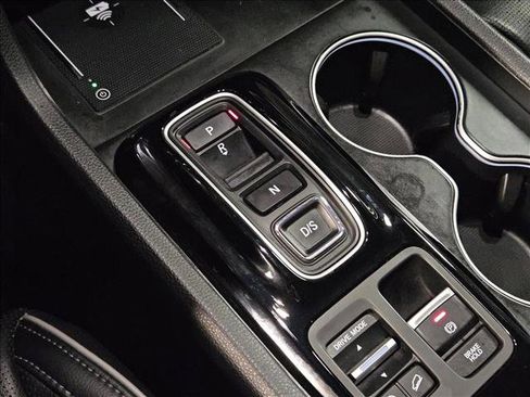 Used 2023 Honda Pilot Elite image 11