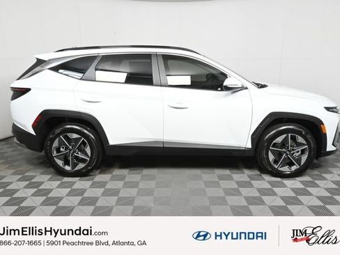 Certified 2025 Hyundai Tucson SEL image 8