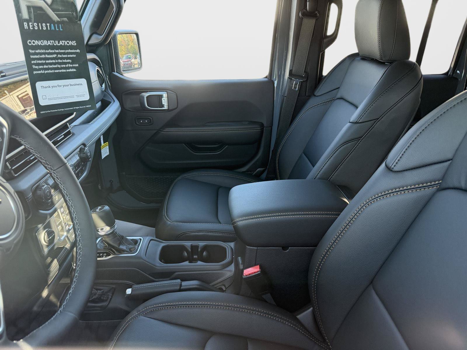New 2026 Jeep Wrangler Unlimited Sahara AWD/4WD image 2