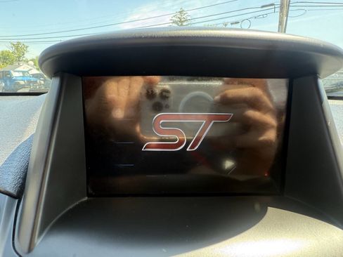 Used 2019 Ford Fiesta ST w/ ST Recaro Package image 9