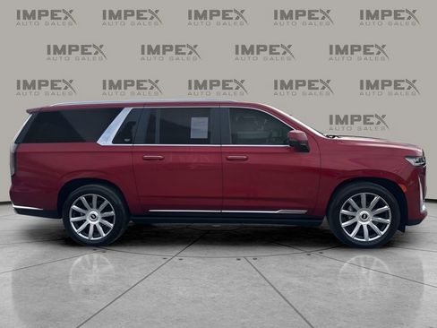 Used 2024 Cadillac Escalade ESV Premium Luxury Platinum image 6