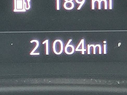 Used 2023 Chevrolet Equinox Premier w/ LPO, Floor Liner Package image 31