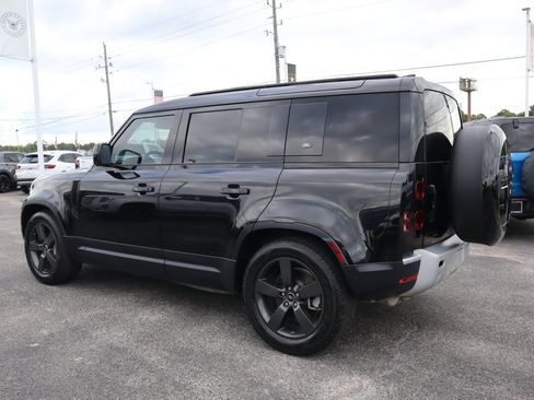 Used 2020 Land Rover Defender 110 HSE image 6