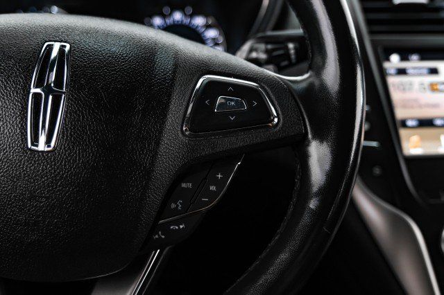 Used 2019 Lincoln MKC Reserve AWD/4WD image 17