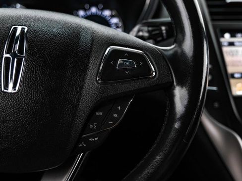 Used 2019 Lincoln MKC Reserve AWD/4WD image 17