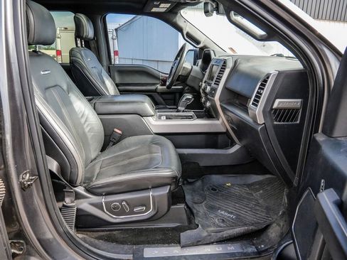 Used 2015 Ford F150 Platinum w/ Equipment Group 701A Luxury image 16