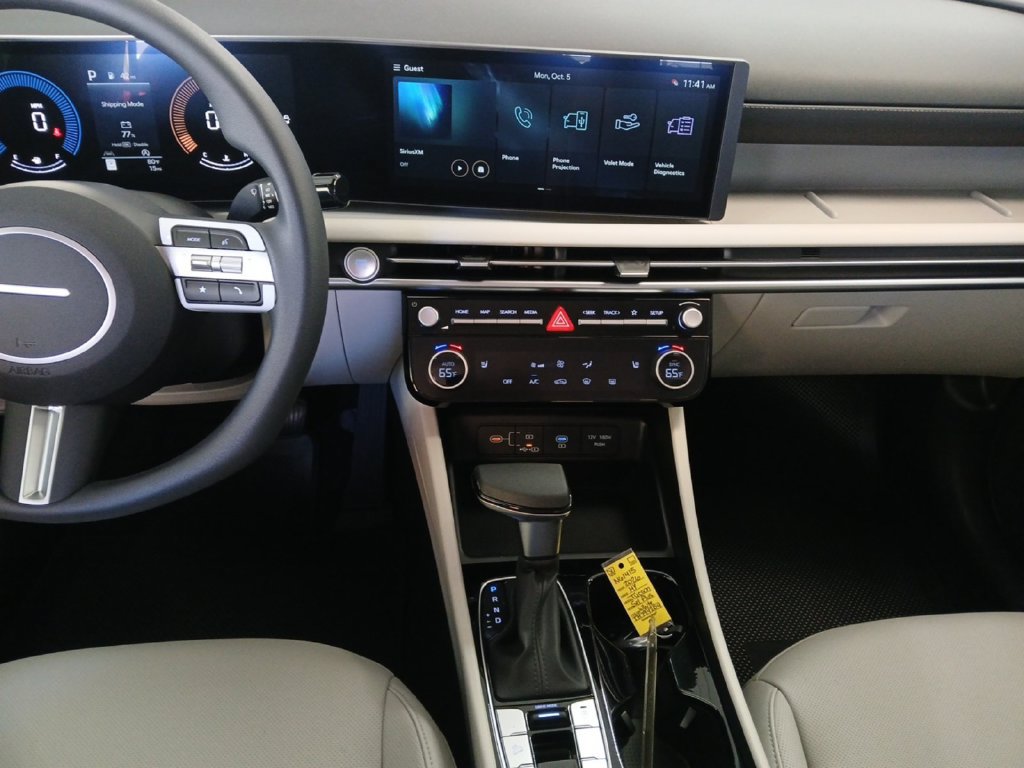 New 2026 Hyundai Tucson SEL Plus FWD image 12