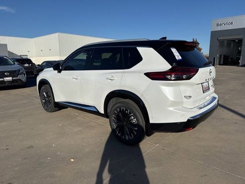 New 2026 Nissan Rogue Platinum w/ Platinum Premium Package image 5
