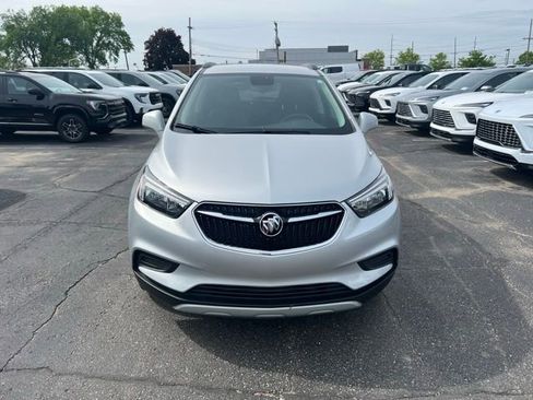 Certified 2022 Buick Encore Preferred w/ Safety Package AWD/4WD image 9