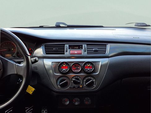 Used 2006 Mitsubishi Lancer Evolution MR AWD/4WD image 16