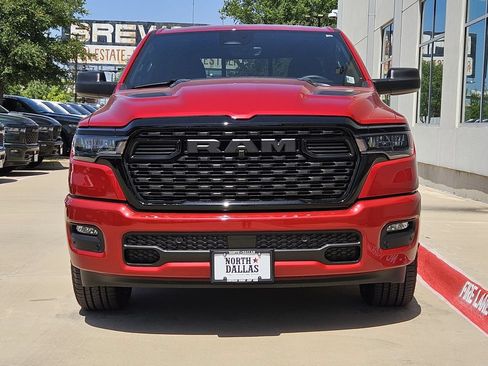 New 2026 RAM 1500 Express AWD/4WD image 5