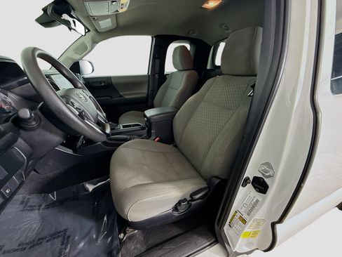 Used 2021 Toyota Tacoma SR image 21