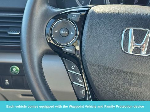 Used 2017 Honda Accord EX-L image 24