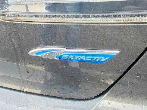 Used 2013 MAZDA MAZDA3 i Grand Touring FWD image 6