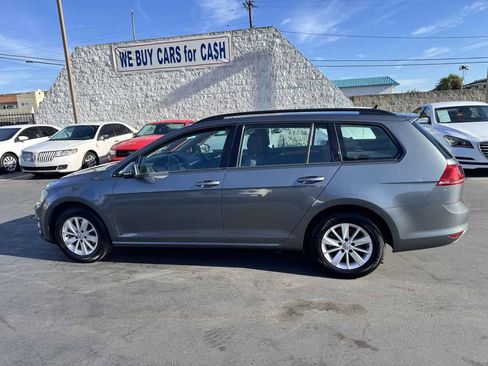 Used 2016 Volkswagen Golf S FWD image 14