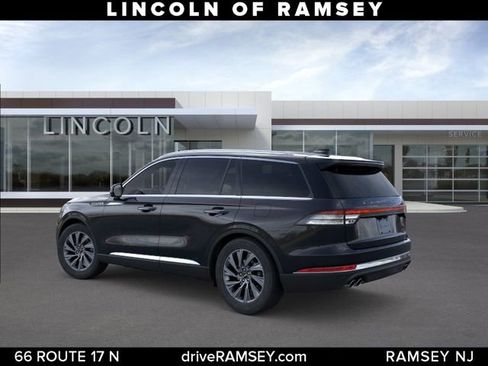 New 2026 Lincoln Aviator AWD image 5
