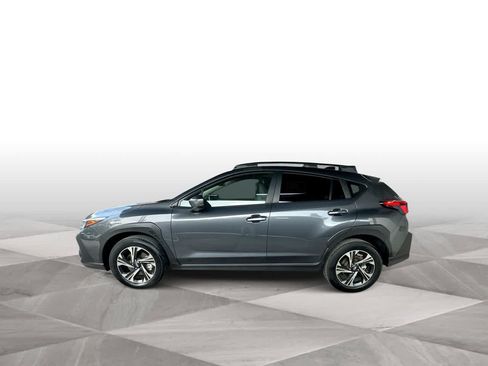 Used 2025 Subaru Crosstrek 2.5i Premium AWD/4WD image 5