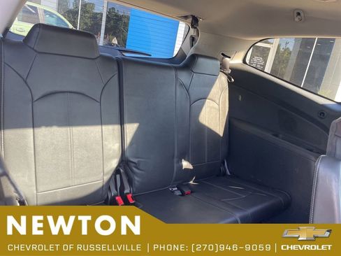 Used 2015 Chevrolet Traverse LT AWD/4WD image 11