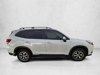 Used 2023 Subaru Forester Premium AWD/4WD video 4