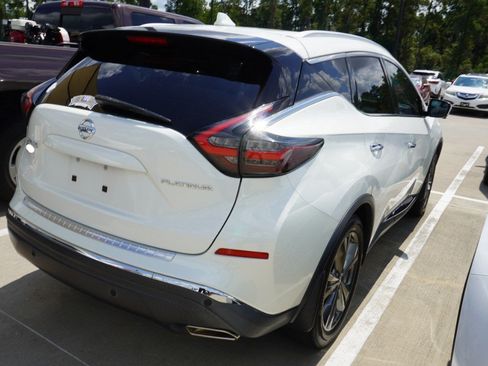 Used 2019 Nissan Murano Platinum w/ Cargo Package FWD image 5